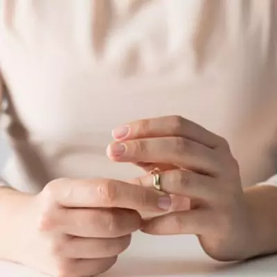 طلاق توافقی و وکالت در طلاق زوجه از زوج